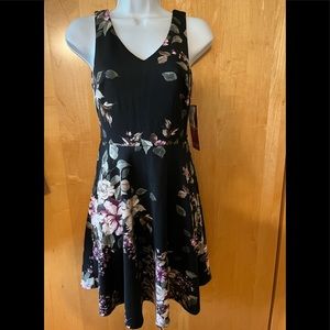 Brand New! WTags! Emerald Sunday black floral dress. Wmns sz XSM!